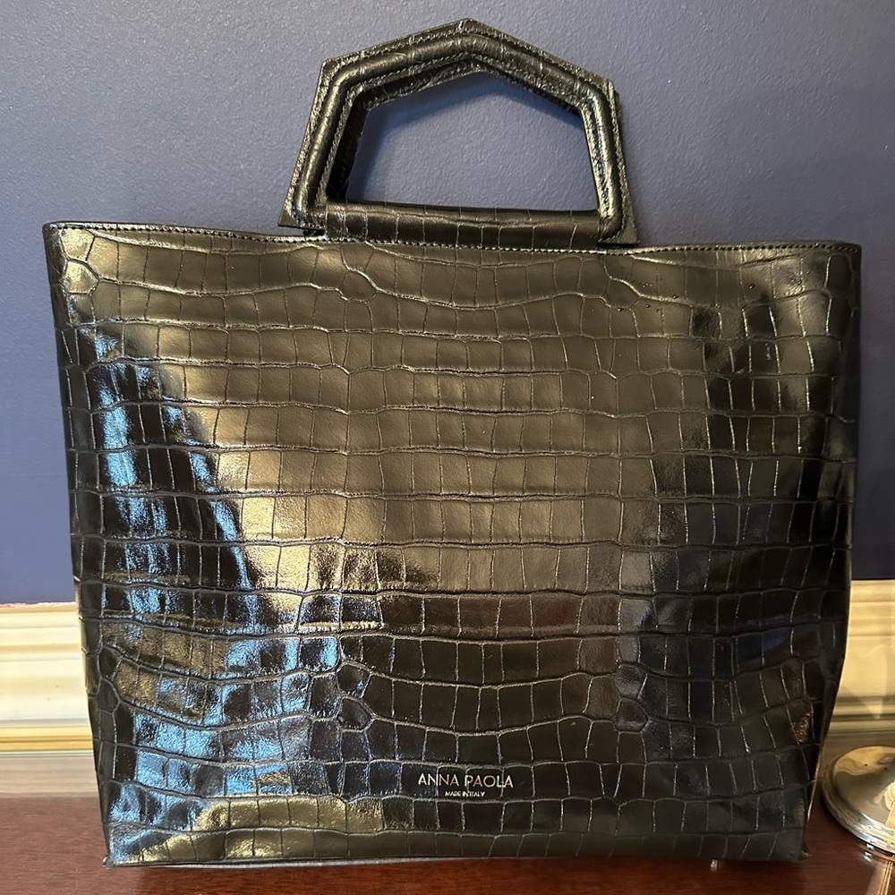 Gorgeous Anna Paola Bonnie Leather alligator pattern handbag/tote NO STRAP